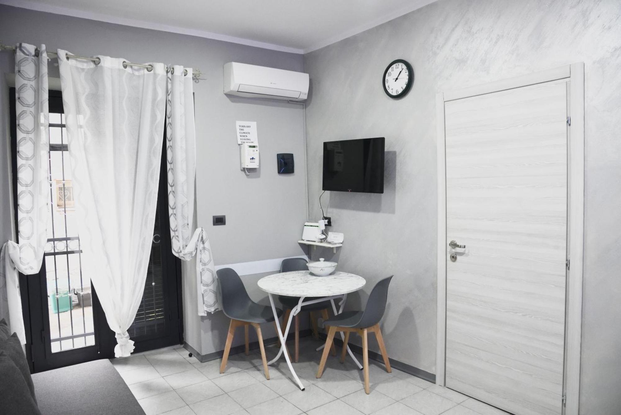 La Casa Del Sole Villa คาตาเนีย ภายนอก รูปภาพ